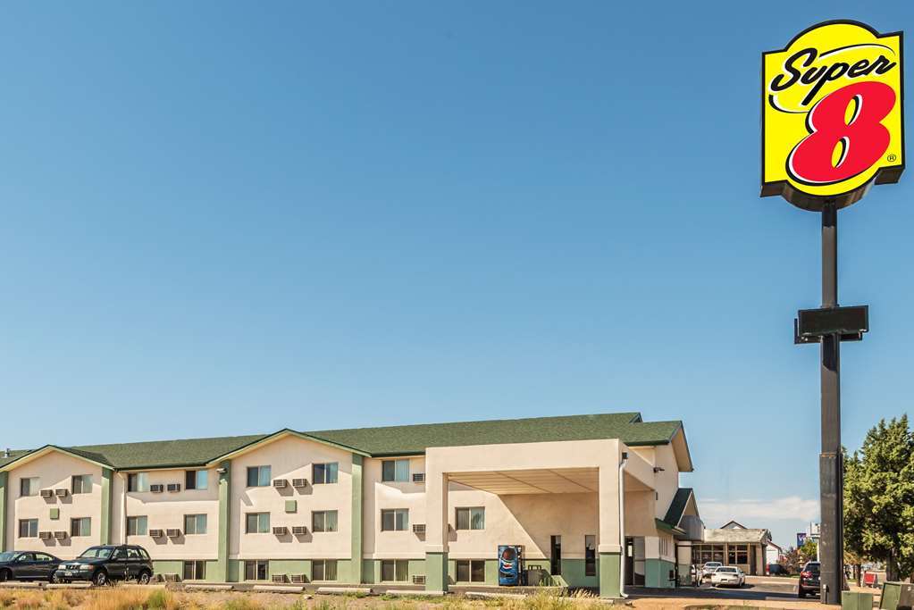 Super 8 By Wyndham Pueblo Hotel Luaran gambar